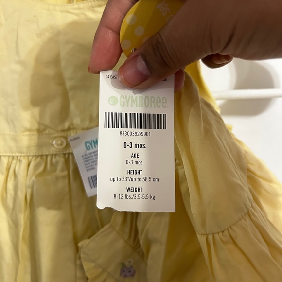 Vintage Gymboree Yellow Baby Dress with Floral Embroidery and matching hat - Picture 4 of 5